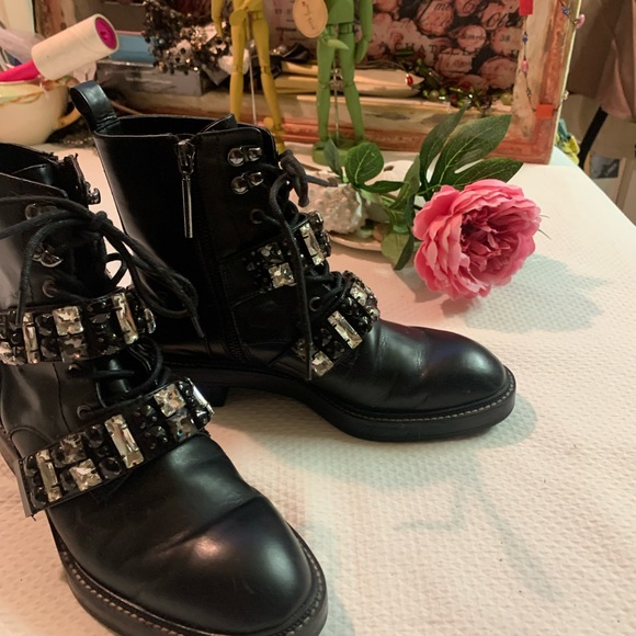 ZARA Leather Embellished Biker Boots SZ aus 5 as new biker goth dress style Rare - Picture 2 of 16